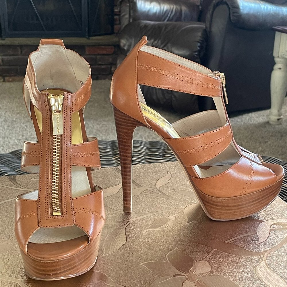 Michael Kors, 6.5